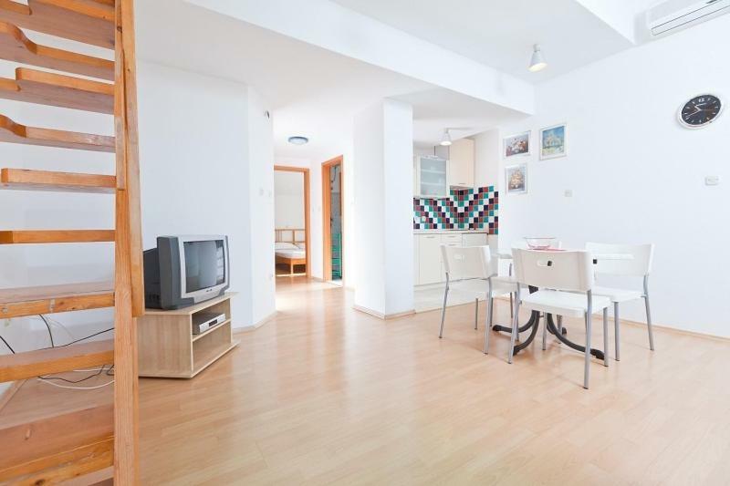 Apartmani "Miso" Podgora Exteriör bild