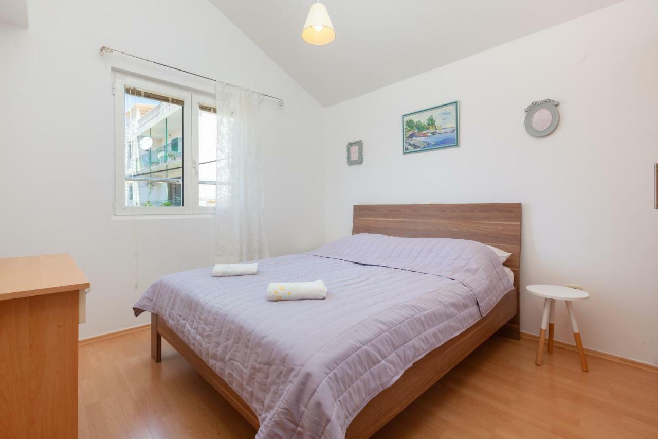 Apartmani "Miso" Podgora Exteriör bild
